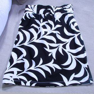 TOMMY BAHAMAS COTTON SKIRT SIZE L BRAND NEW!!!